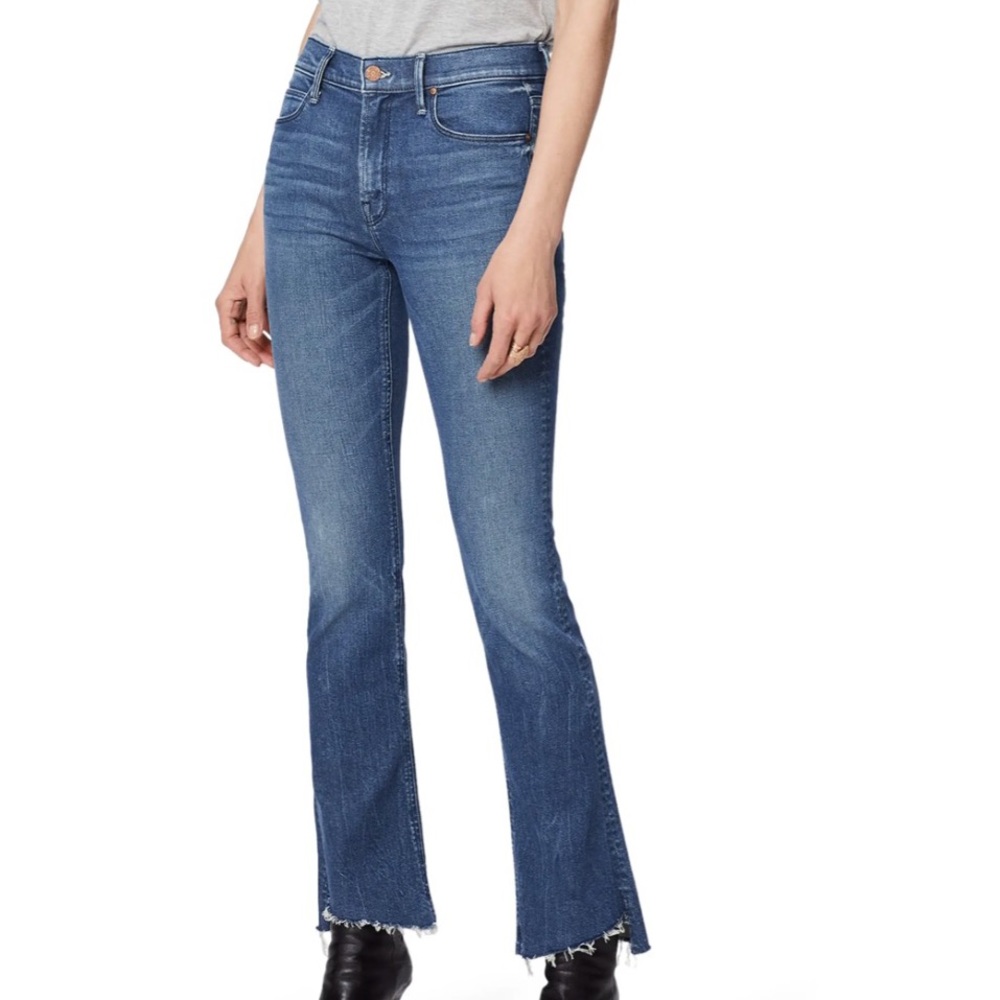 MOTHER The Runaway Step Fray Fray Jeans